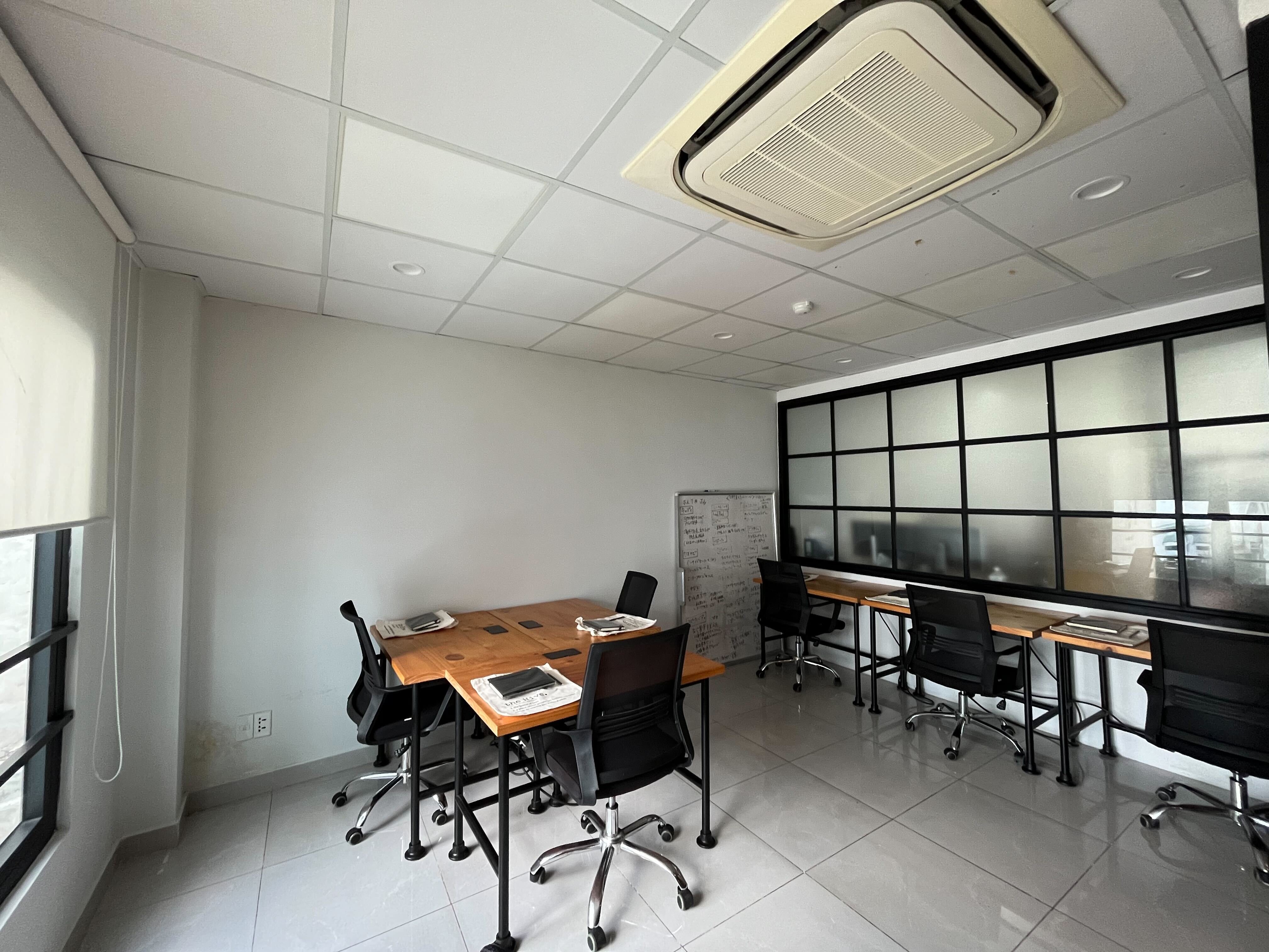 https://sts-vn.com/the-hive-coworking-district-1